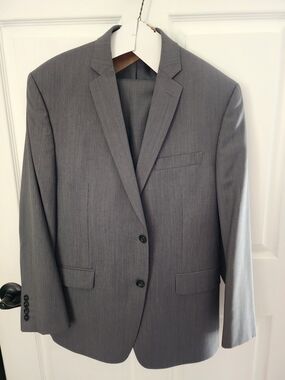Calvin Klein Mens Suit Set